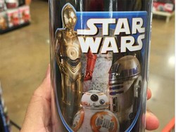 C3PO Kini Punya Tangan Merah di Star Wars: The Force Awakens