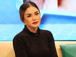 Punya Kisah Hidup Dramatis, Nikita Mirzani Siap Rilis Buku