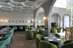 Paris Pikat Wisatawan Asia dengan Restoran Mewah di Bandara