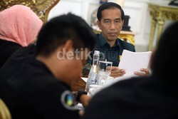 Curhat Susi ke Jokowi: Bapak Masih di Belakang Saya?