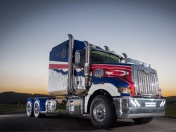 Truk Transformers untuk Sultan Johor Malaysia
