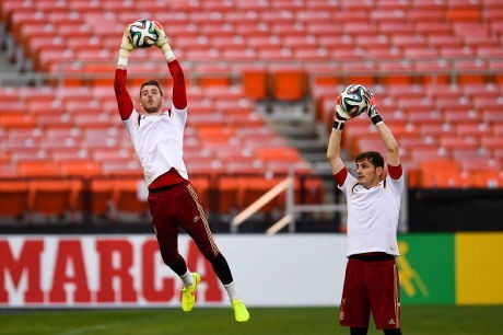 De Gea Dicueki Casillas, Rumor ke Madrid Kian Panas