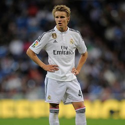 Saran Ibrahimovic pada Odegaard: Jadilah Pria Dewasa dan Tinggalkan Ayahmu