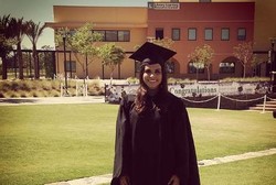 Cantik dan Seksi, Pelatih Yoga Ini Ternyata Juga Seorang Dosen