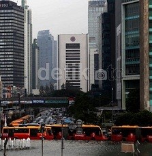 Jalanan Jakarta Makin Macet, PT TransJ Ingin Busway Tetap Steril