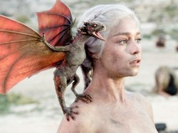 Cetakan Buku Game of Thrones Terbaru Penuh Ilustrasi dan Berwarna