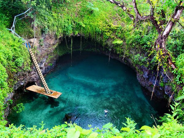 Mengintip Tempat-tempat Terindah di Muka Bumi