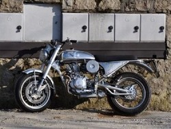 Asyik, Motor Retro Italia Ini Siap Dilahirkan