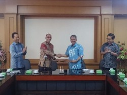 Bangun Motor Listrik, Garansindo Ajak ITS