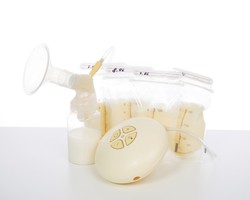 Bagaimana Cara Pemberian ASI Terbaik untuk si Kecil? (2)