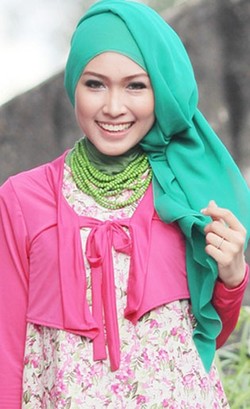 7 Hijabers Sunsilk Hijab Hunt dengan Voting Online Tertinggi Sementara