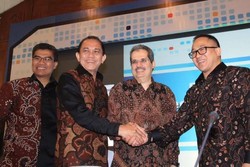 Permak Jaringan, Pendapatan Indosat Cuma Tumbuh 1%