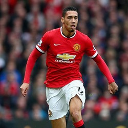 Lewati Musim Penentuan dengan Baik, Smalling Bertekad Lanjutkan Performanya