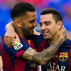 Xavi Kaget Alves Akhirnya Bertahan