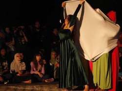 Koreografer Mila Rosinta Buka Jogja Artweeks 2015 dengan Dimensi Paralel