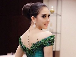 Fotonya Banyak Menuai Komentar Miring, Syahrini: Buat Lucu-lucuan Saja