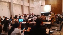 Komisi V dan Pejabat PU Rapat di Hotel, Lembur Hingga Pagi