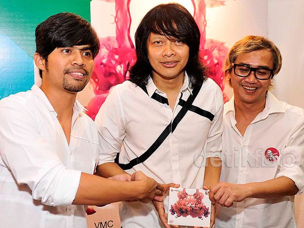 GIGI Rilis Album Religi Tanpa Dewa Budjana