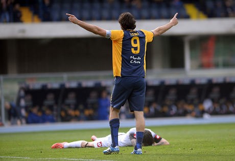 Toni Lanjut Semusim di Verona