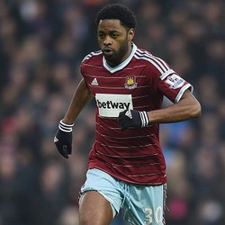 West Ham Ngebet Gaet Alex Song