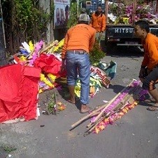 Hajatan Gibran-Selvi Selesai, Petugas Sibuk Bersih-bersih