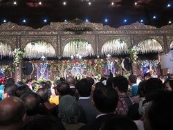 Resepsi Gibran dan Selvi Sesi Terakhir Masih Dipadati Tamu