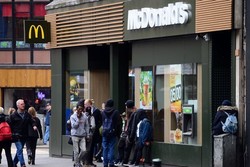 Gerai McDonalds Skotlandia Putar Musik Klasik Untuk Traveler