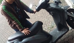 Pria di Cilandak Tukar Motor Piaggio dengan Apple Watch