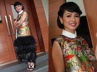 Gaya Nyentrik ala Andien