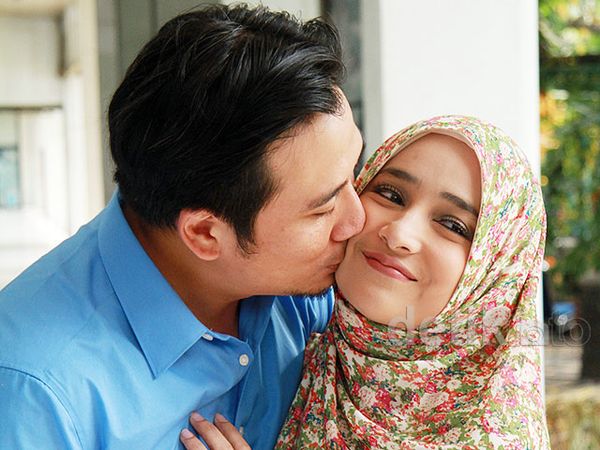 Mesranya Tengku Firmansyah dan Cindy Fatika Sari