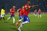 Chile Tundukkan Ekuador 2-0