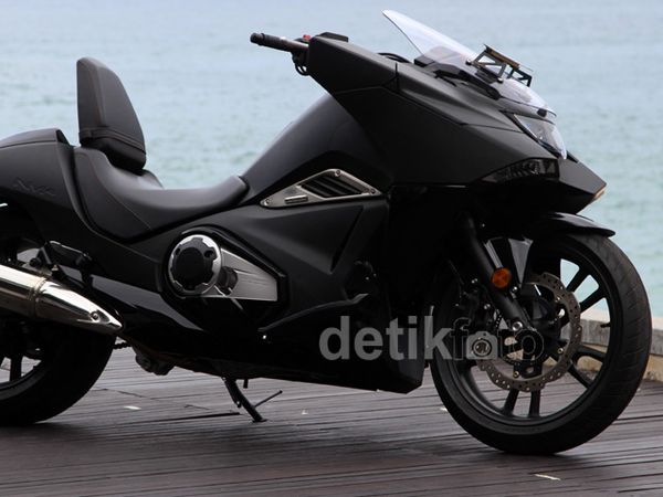 Ini Tampang Futuristik Moge yang Dibanderol Rp 435 Juta