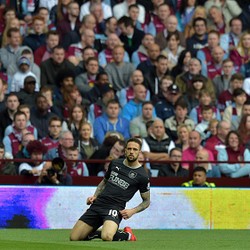 Owen Tuntut Ings Lebih Sering Buat Headline di Liverpool