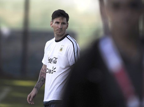 Paraguay Bakal Bikin Messi Tak Nyaman