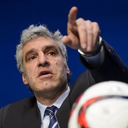 Usai Lontarkan Guyonan Soal Blatter, Petinggi FIFA Mundur dari Jabatannya