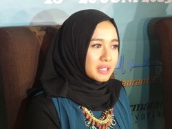 Umrah ke Tanah Suci, Laudya Cynthia Bella Berdoa Minta Jodoh