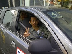 Ajak Istri dan Tinggalkan Kerjaan Demi Rasakan Ketangguhan Datsun GO+Panca