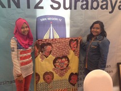 Hebat! Anak SMK 17 Tahun Ini Jago Ngebatik dan Bikin Sepatu Kulit