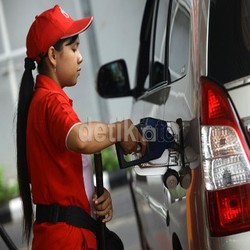 Sampai Lebaran Harga Pertamax Tak Naik