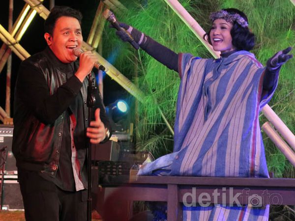 Kolaborasi Musik dan Panorama Alam di Jazz Gunung 2015