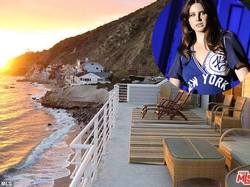Lana Del Rey Beli Rumah Mewah Pinggir Pantai Rp 40 Miliar