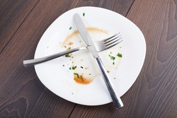 Jangan Sisakan Makanan di Piring Agar Lebih Hemat dan Sehat