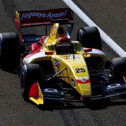 Mobil Bermasalah, Sean Gagal Dapat Poin