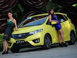 Penjualan Mobil Masih Turun Hampir 3 Persen