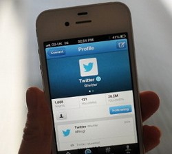 Bagaimana Peran Twitter Mempengaruhi Politik Indonesia?