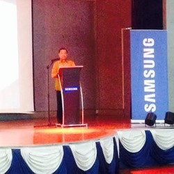 Menperin Resmikan Pabrik Ponsel Samsung di Cikarang