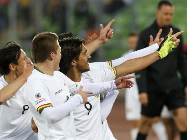 Bolivia Pimpin Klasemen Grup A