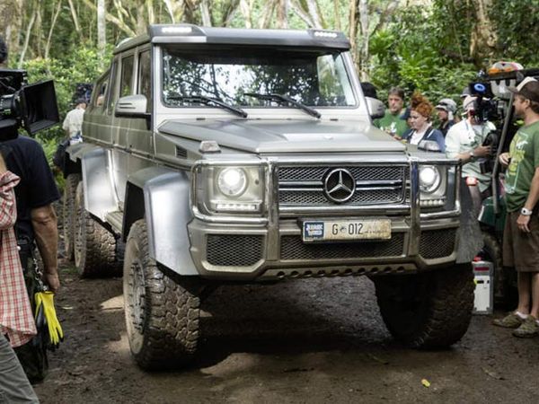 Di Balik Ketangguhan Mobil-mobil Jurassic World Di Balik Ketangguhan Mobil-mobil Jurassic World
