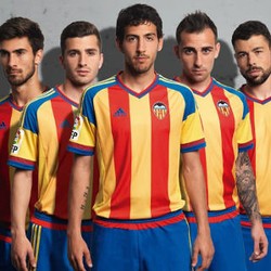 Seragam Senyera dan Kebangkitan Valencia