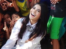 Jelang Ramadan, Indah Dewi Pertiwi Berbagi ke Kampung Anak Yatim dan Jompo